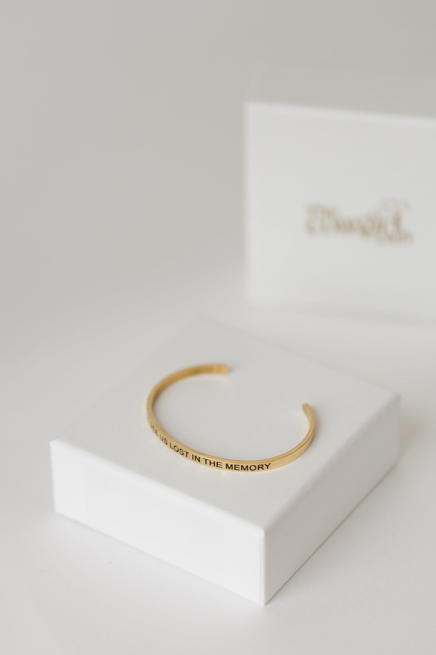 Lost in the memory bangle