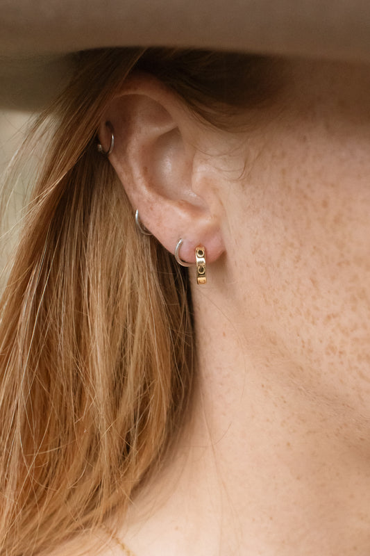 Mini horseshoe earrings