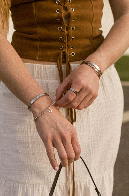 Beaded horseshoe bracelet
